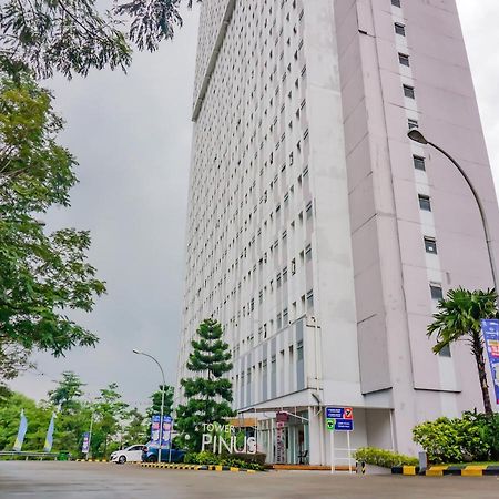 Oyo 90241 Sirooms Apartmen Gunung Putri Bogor Esterno foto