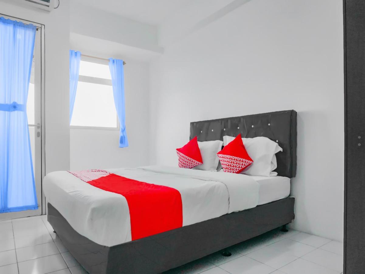 Oyo 90241 Sirooms Apartmen Gunung Putri Bogor Esterno foto