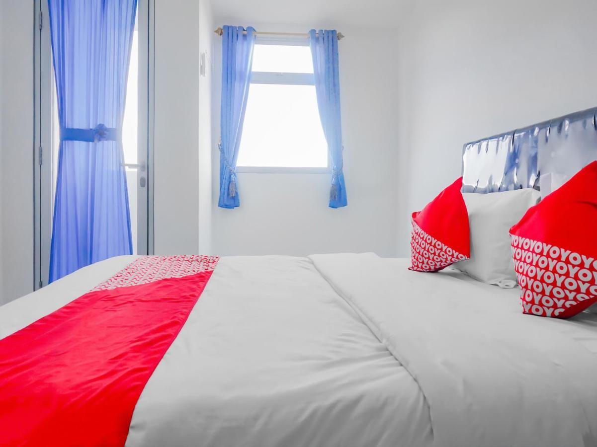 Oyo 90241 Sirooms Apartmen Gunung Putri Bogor Esterno foto