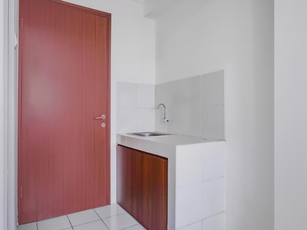 Oyo 90241 Sirooms Apartmen Gunung Putri Bogor Esterno foto